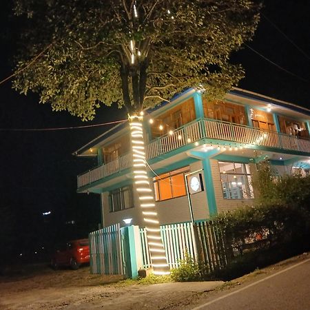 The Hood Hotel Bir  Bagian luar foto