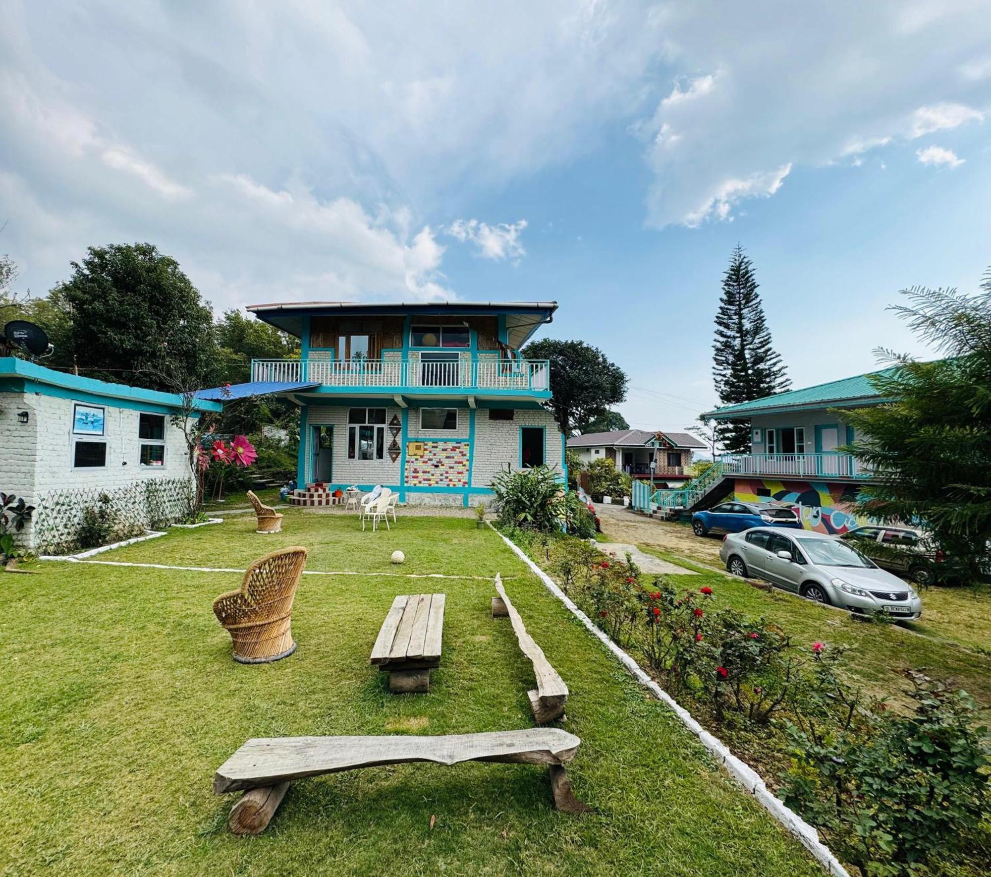 The Hood Hotel Bir  Bagian luar foto