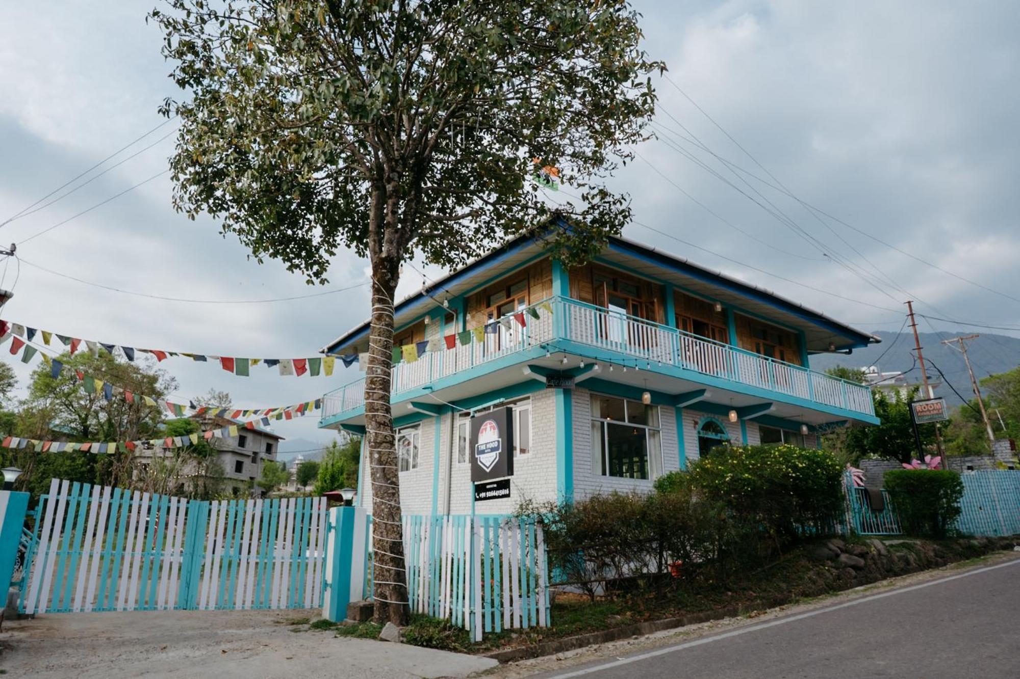 The Hood Hotel Bir  Bagian luar foto