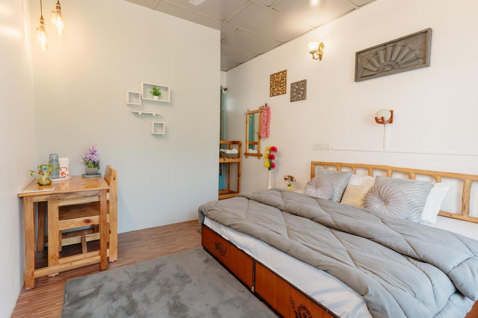 The Hood Hotel Bir  Bagian luar foto